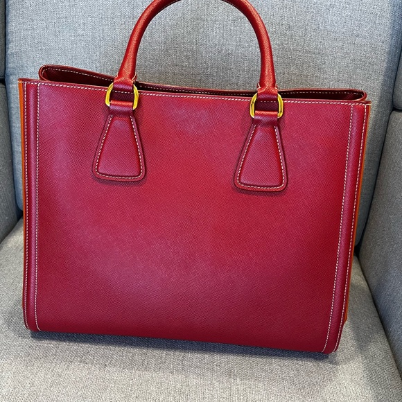 Authentic Prada Saffiano Bicolor Tote Bag - Picture 2 of 13
